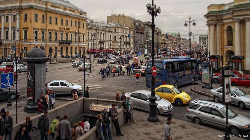 Шумят на улице. Санкт-Петербург 2005 год. Питер Санкт-Петербург 2005.