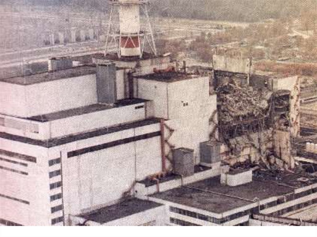 Свечение в чернобыле после взрыва. 4 Энергоблок ЧАЭС до аварии. Четвёртый энергоблок ЧАЭС до аварии. Реактор ЧАЭС Чернобыль. 4 Блок АЭС Чернобыль.